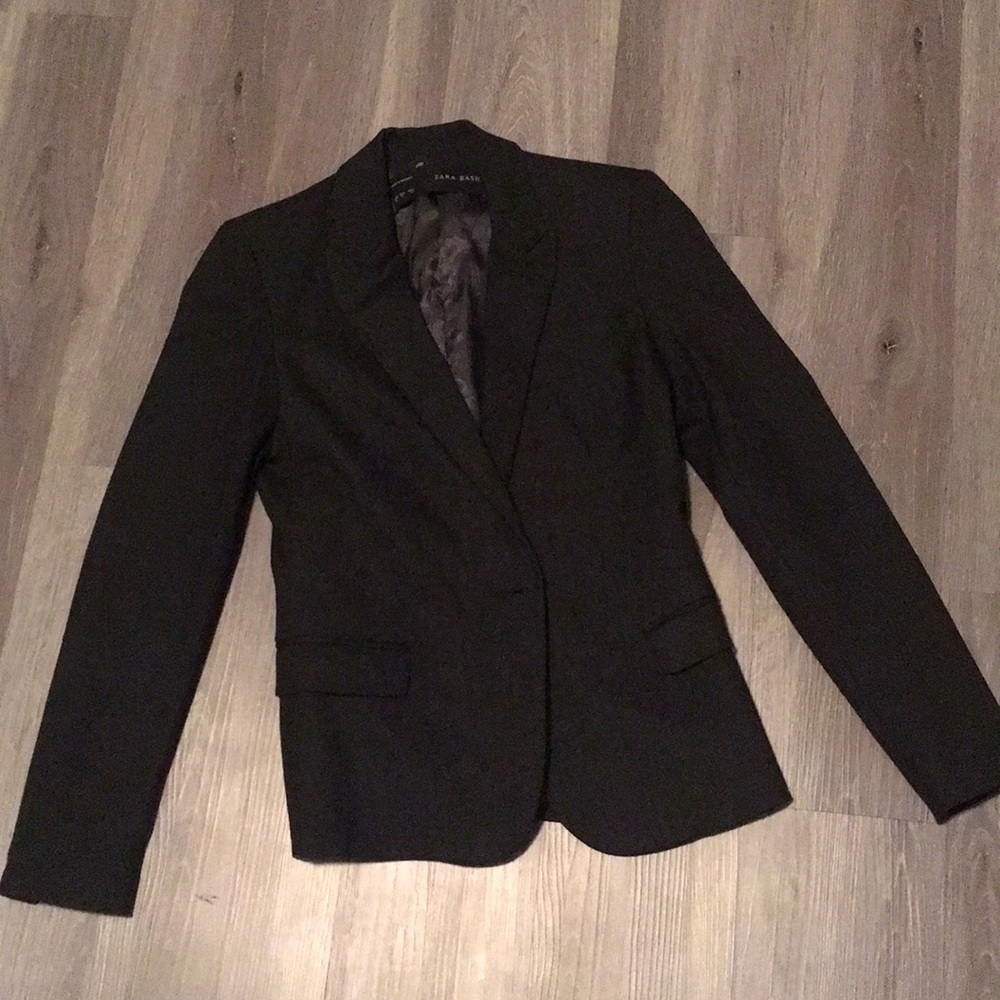 Women’s suit jacket.